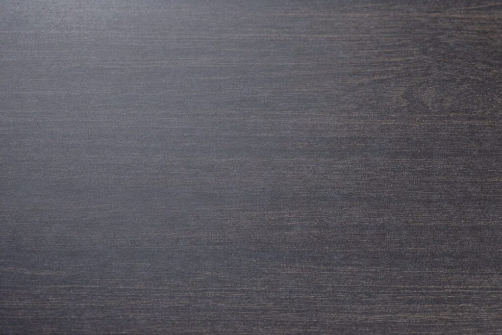 Kronospan K016 SU Carbon tengerifa – közeli kép