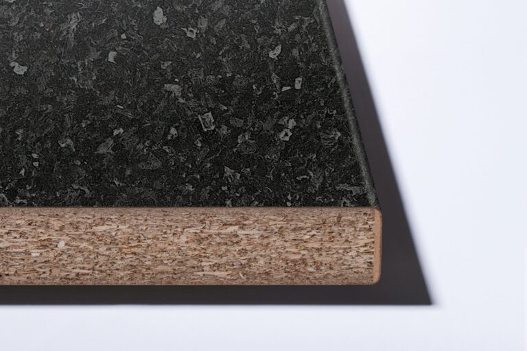 Kronospan K210 CR Fekete kovakő – termékkép